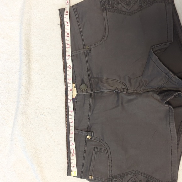 Roxy Shorts - NWT - Picture 3 of 11